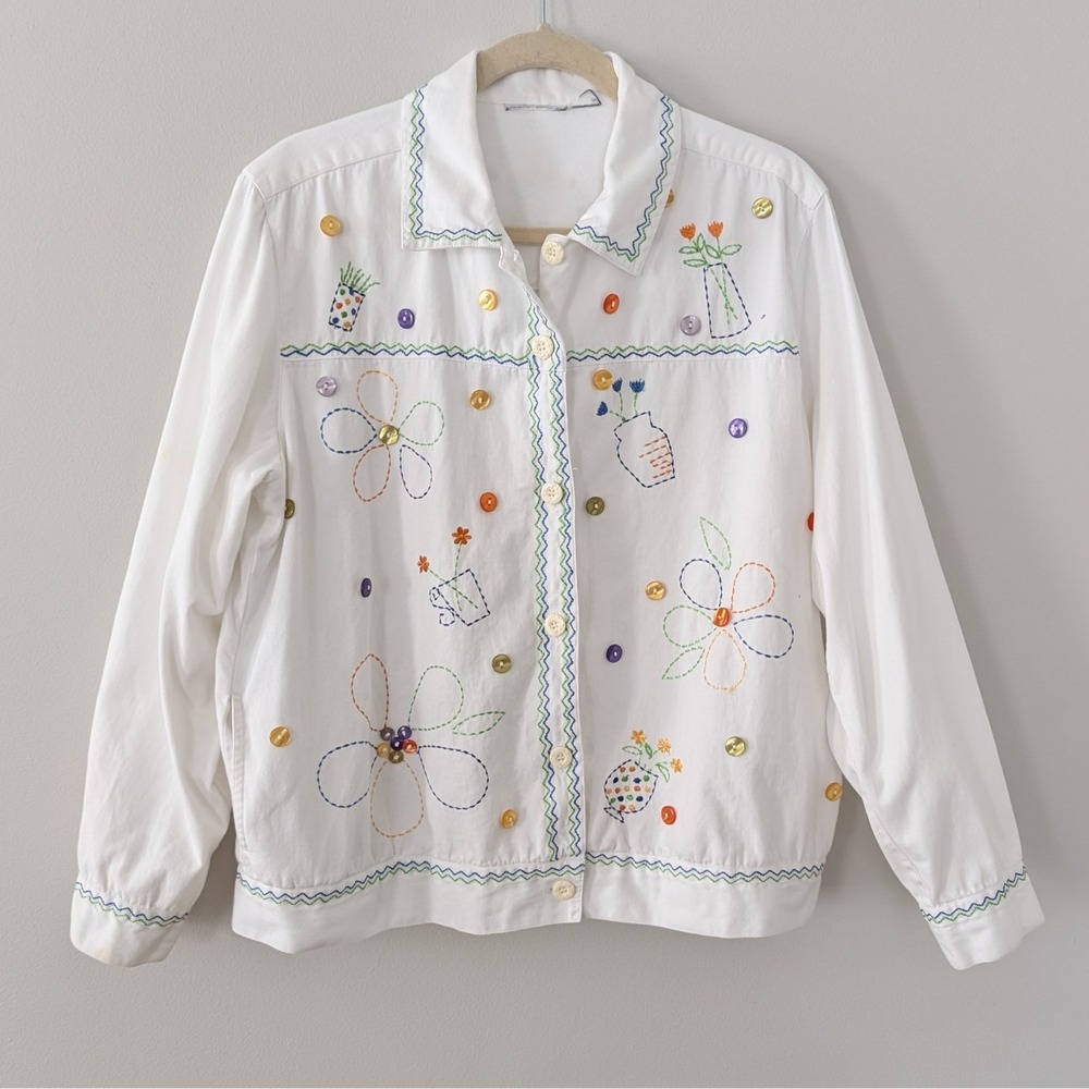 Artsy Embroidered White Denim Jacket LG?  Boho Cottagecore Spring Floral Women‎